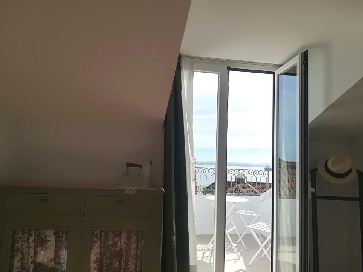 Little River View Triplex In Alfama Lisboa المظهر الخارجي الصورة